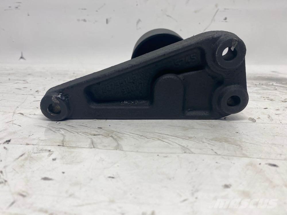 Mack MP8 Transport Sonstige