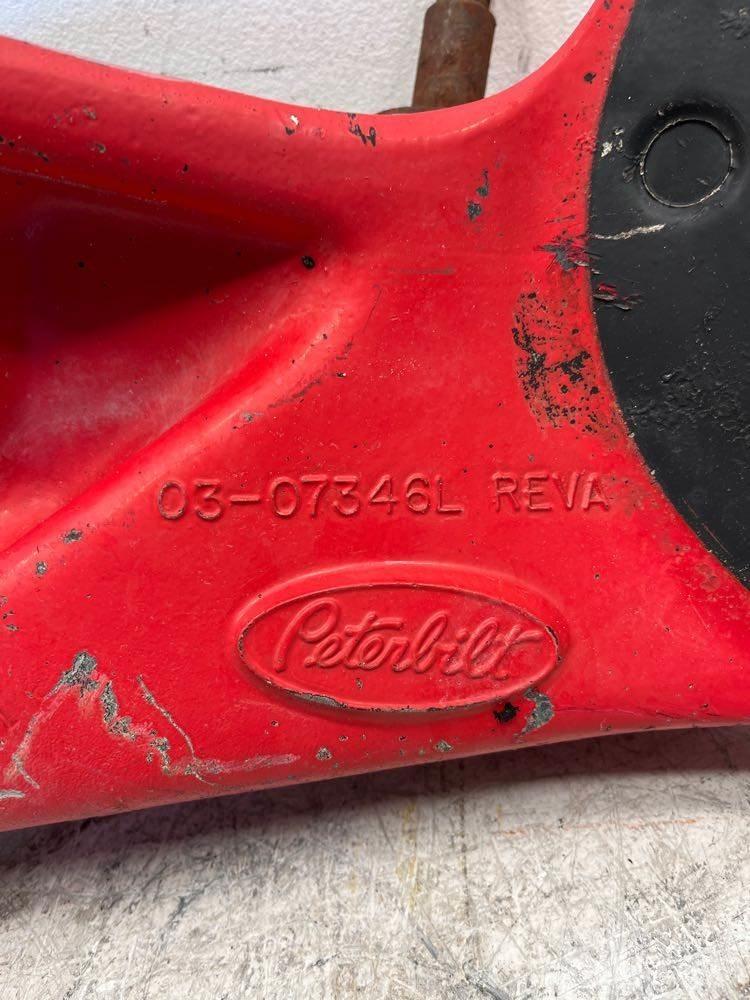 Peterbilt  Chassis