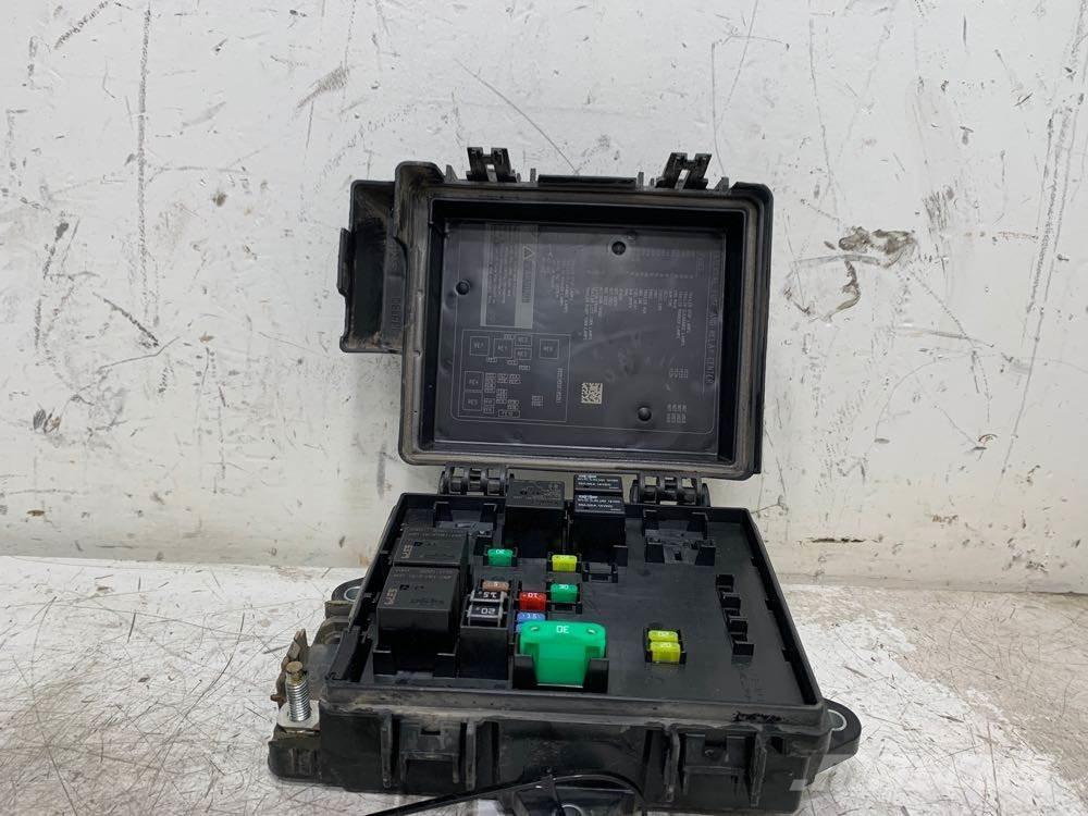 Volvo VNL Elektronik