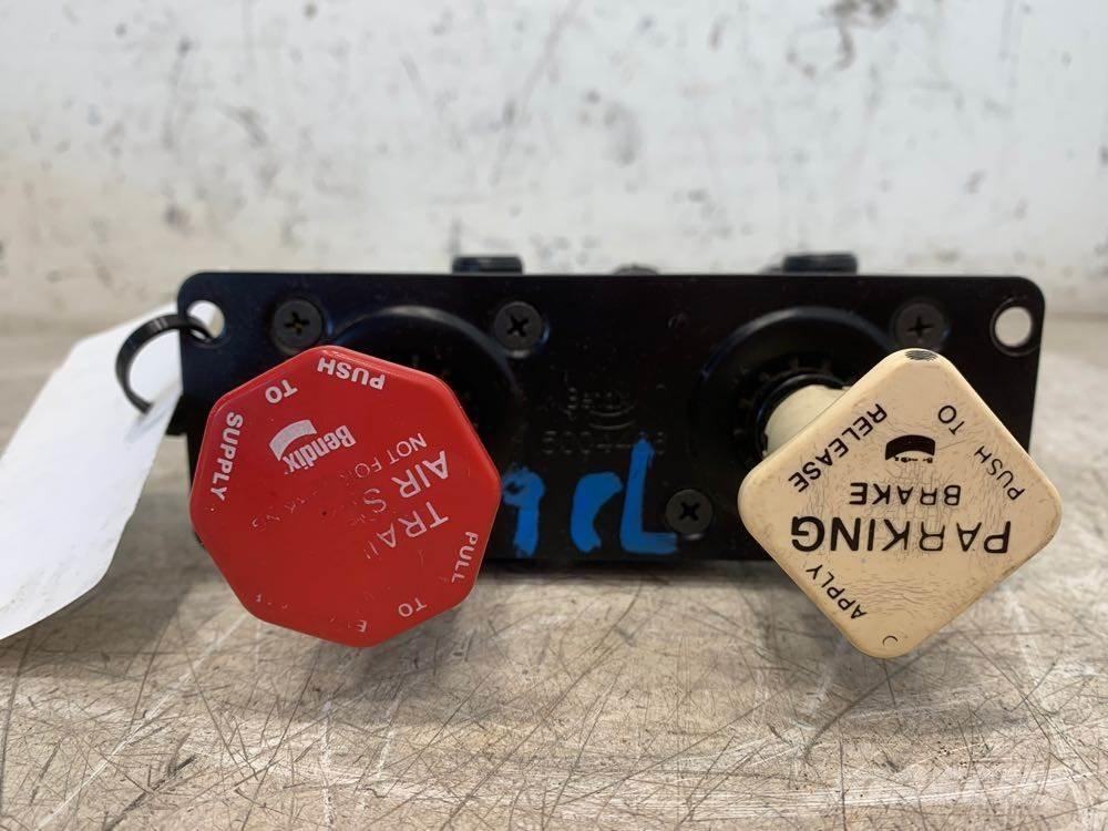 Volvo VNL Transport Sonstige