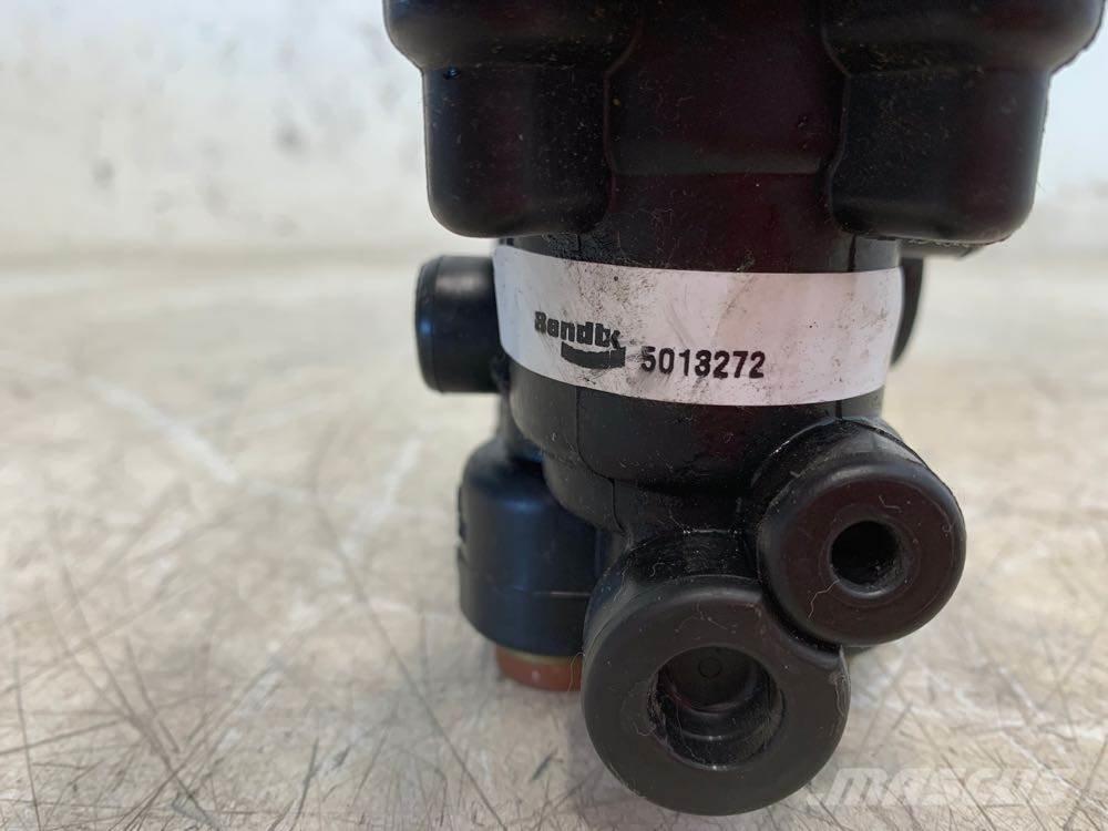 Volvo VNL Transport Sonstige