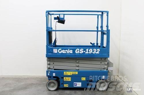 Genie GS 1932 Scheren-Arbeitsbühnen