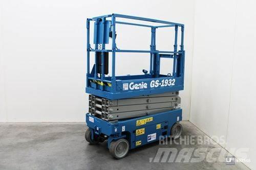 Genie GS 1932 Scheren-Arbeitsbühnen