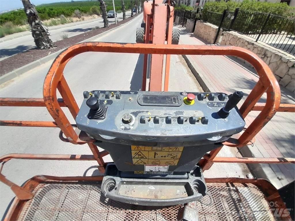 JLG 860SJ Teleskopbühnen