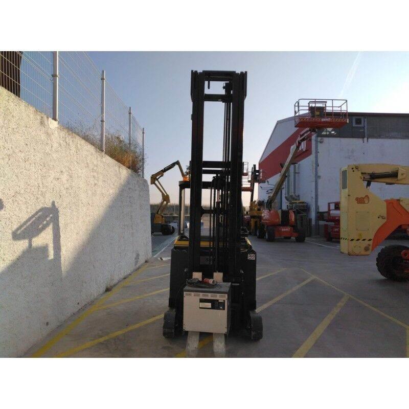Yale MR14 Schubmaststapler