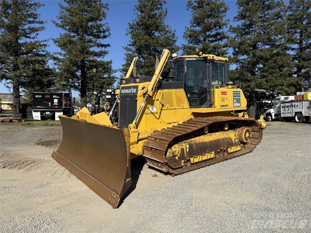 Komatsu D65PX-18 Bulldozer