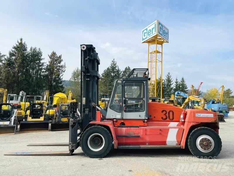Kalmar DCE 160-12 Diesel Stapler