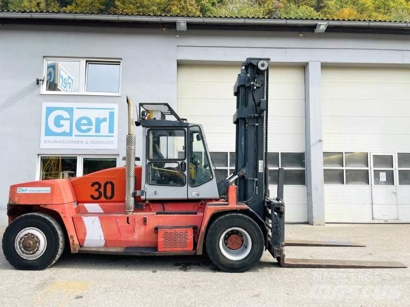 Kalmar DCE 160-12 Diesel Stapler