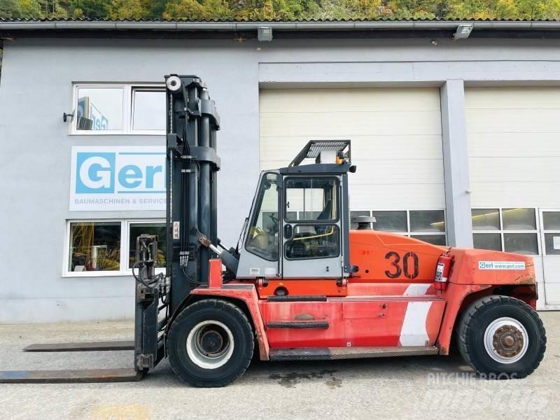 Kalmar DCE 160-12 Diesel Stapler