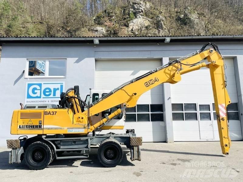 Liebherr A904 Materialumschlag