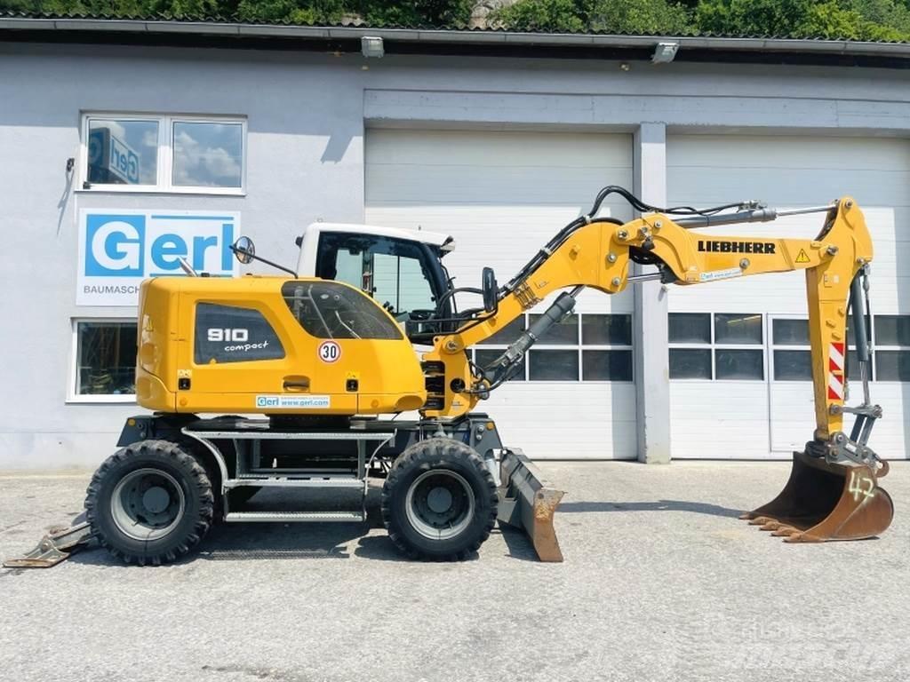 Liebherr A910 Compact Mobilbagger