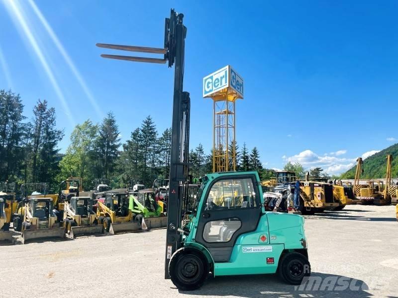 Mitsubishi SD50NT Diesel Stapler
