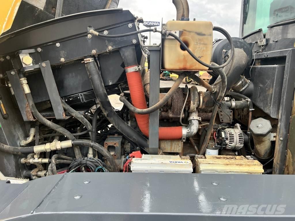 New Holland F 106.6 A Grader