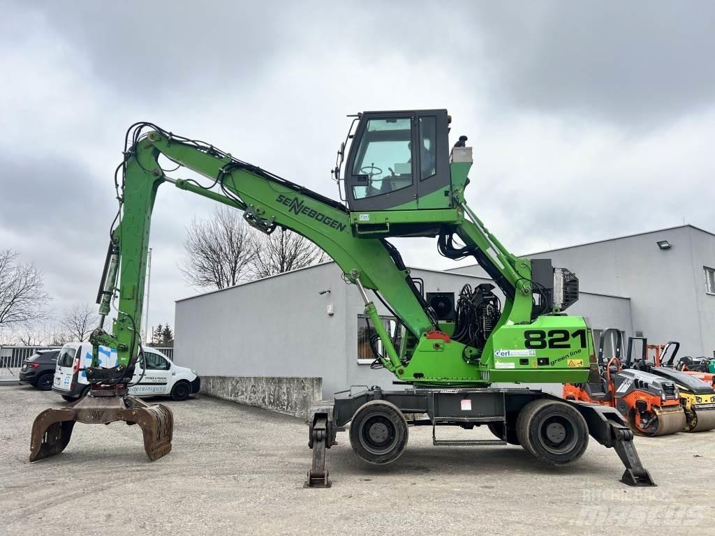 Sennebogen 821 M Materialumschlag