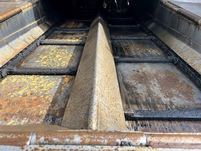  Volvo-ABG 6870 Strassenfertiger