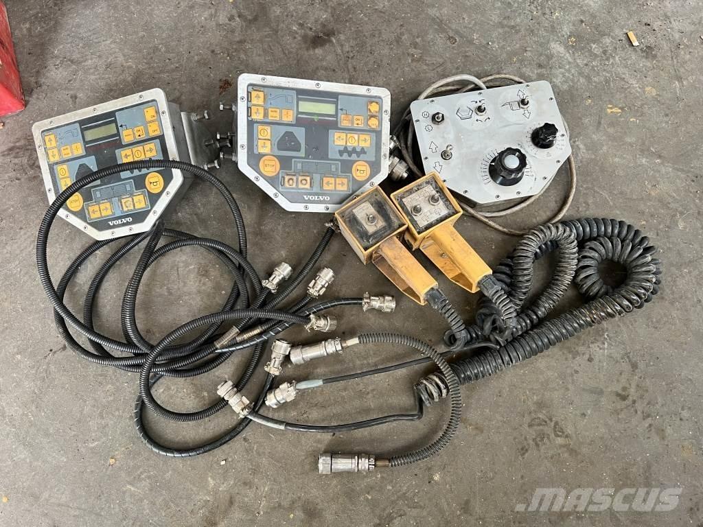 Volvo ABG P 7820 C Strassenfertiger