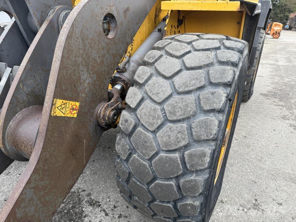 Volvo L 90 C Radlader