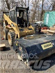 CAT 262B Kompaktlader
