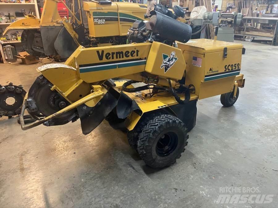 Vermeer SC252 Sonstige Forstmaschinen
