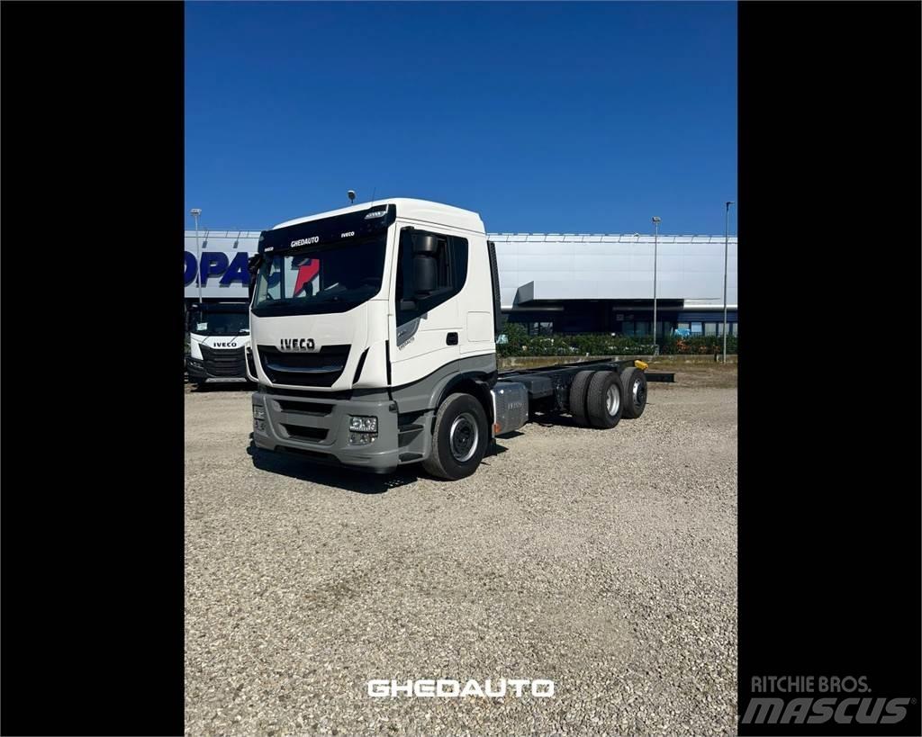 Iveco AS440S46 Kastenaufbau