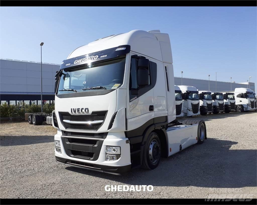 Iveco AS440S48 Kastenaufbau