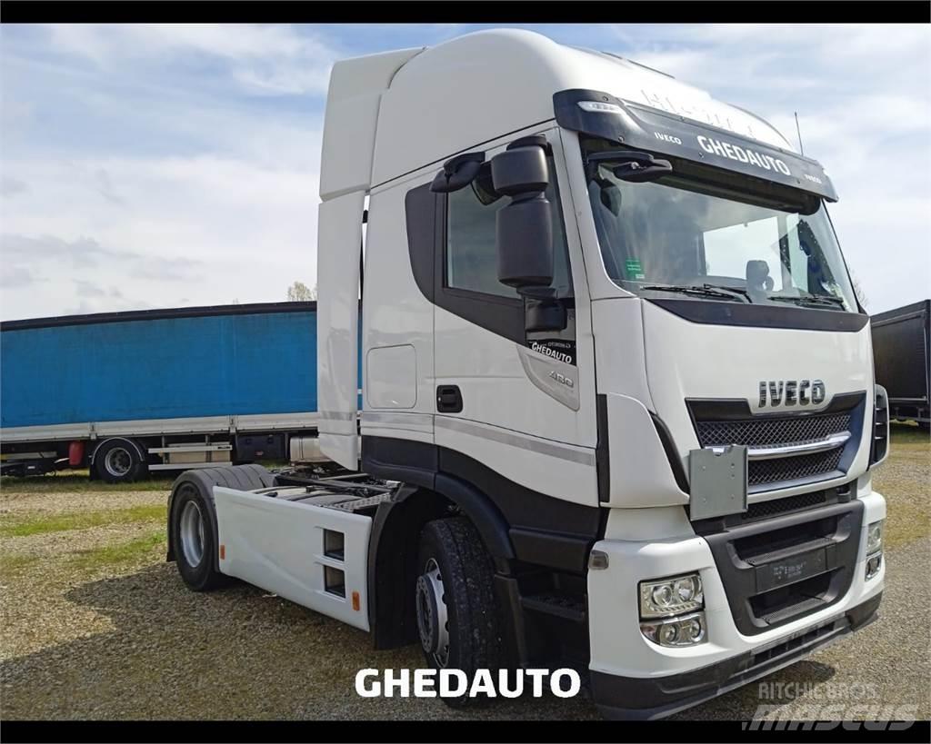 Iveco AS440S48T/P Kastenaufbau