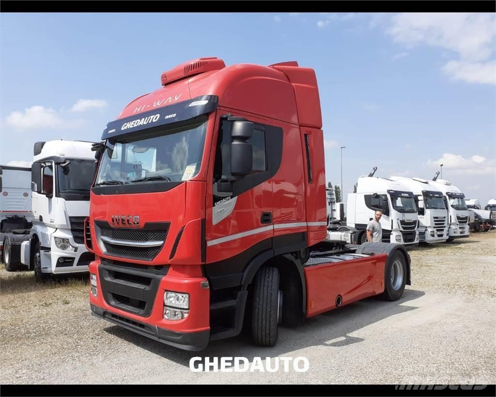 Iveco AS440S48T/P Kastenaufbau