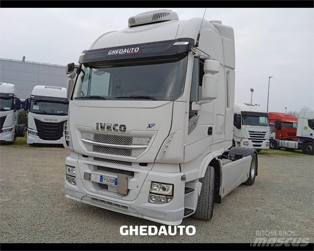 Iveco AS440ST/P Kastenaufbau