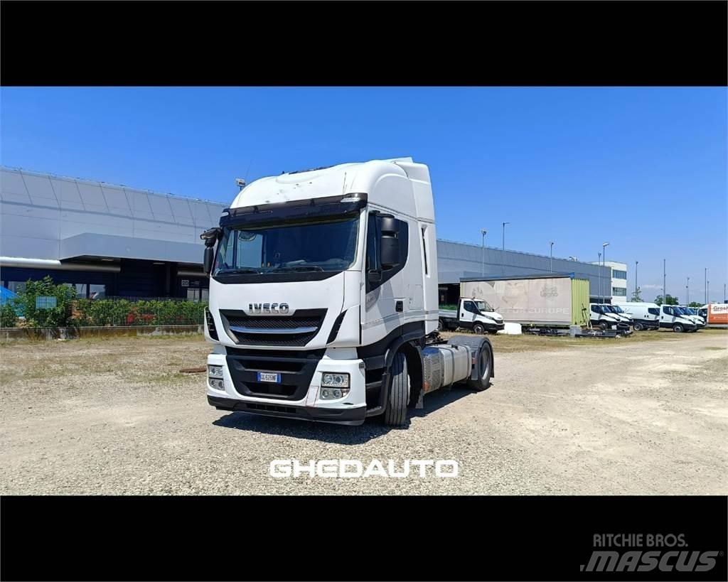 Iveco AS440ST/P Kastenaufbau