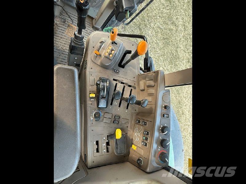 John Deere 6120M Traktoren