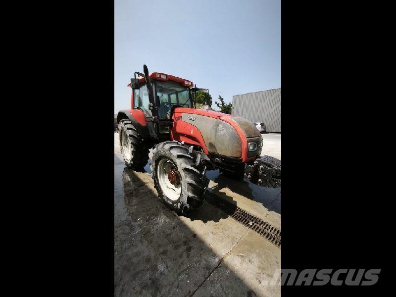 Valtra T140 Traktoren