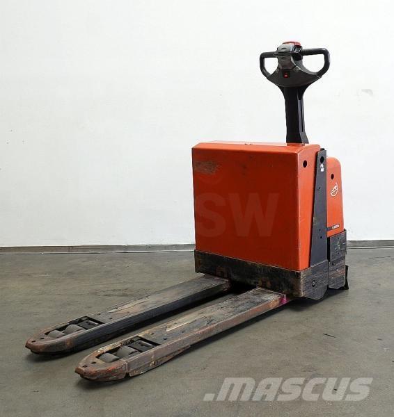 BT LWE200 Niedergabelstapler