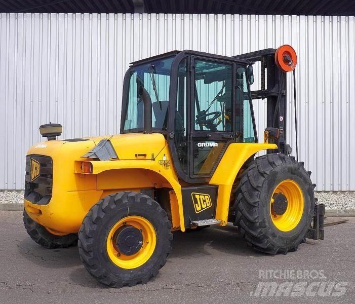 JCB 940-4 Geländestapler