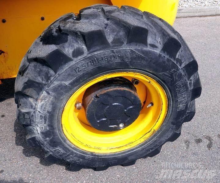 JCB 940-4 Geländestapler