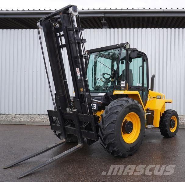 JCB 940-4 Geländestapler