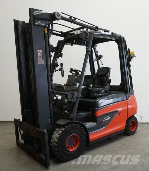 Linde E 30 387 Elektro Stapler