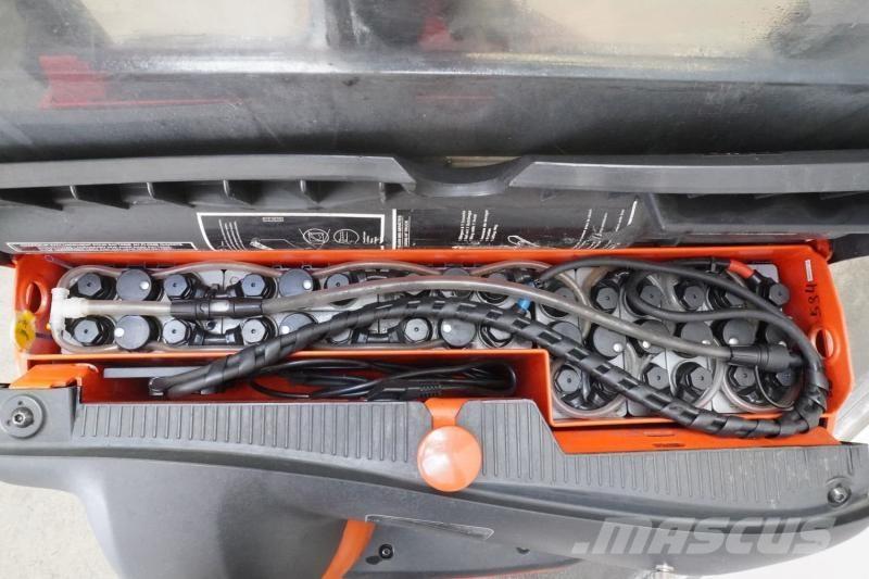 Linde L 12 379 Selbstfahrstapler