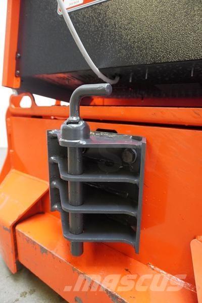 Linde P 30 132 Schlepper