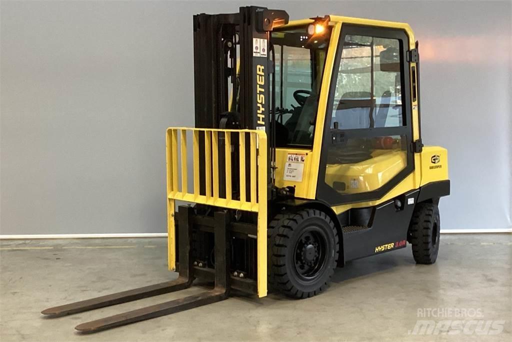 Hyster H3.0A Diesel Stapler