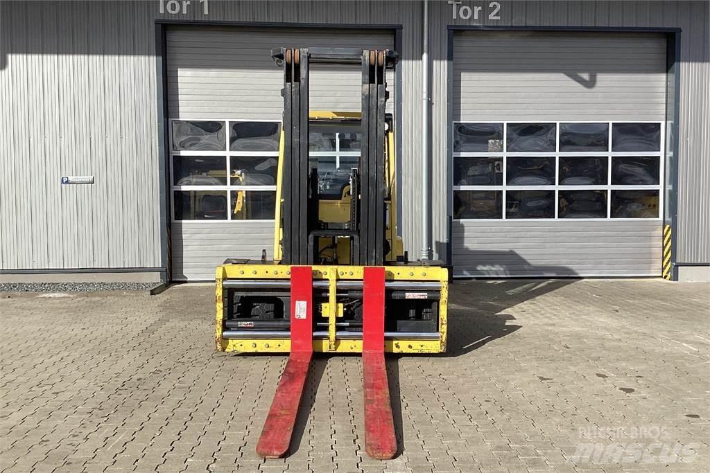 Hyster H9.0FT Diesel Stapler