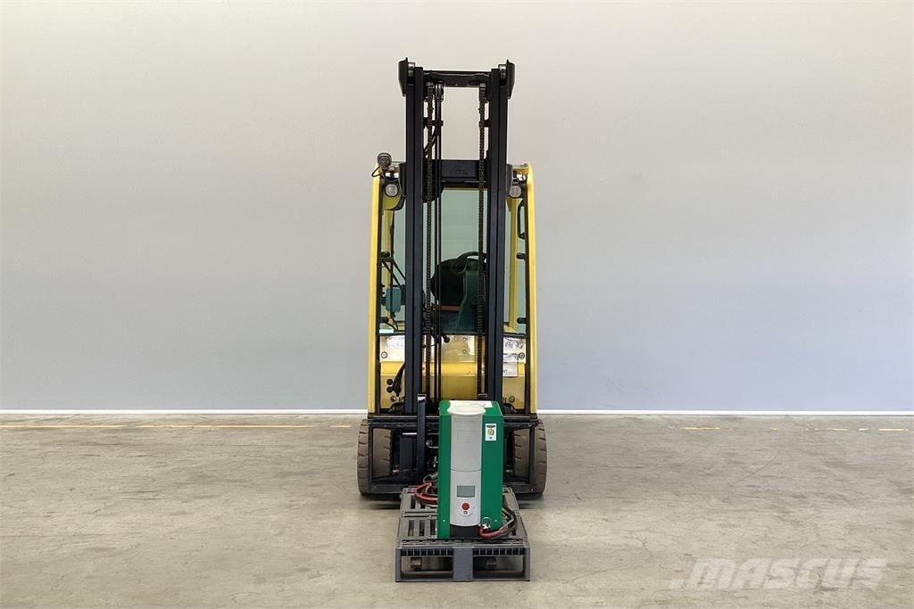 Hyster J2.0XN Elektro Stapler