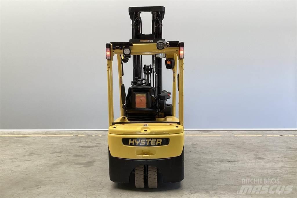 Hyster J2.0XNT Elektro Stapler