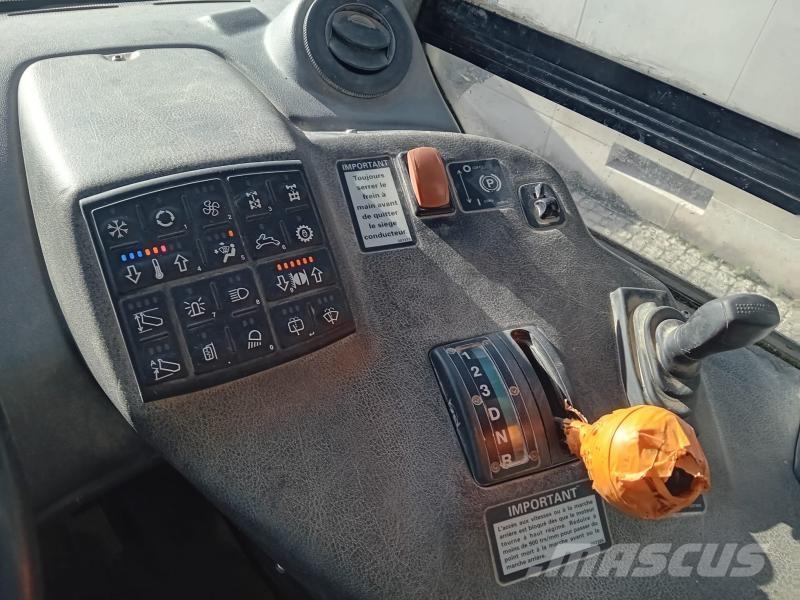 Bell B30D Dumper - Knickgelenk