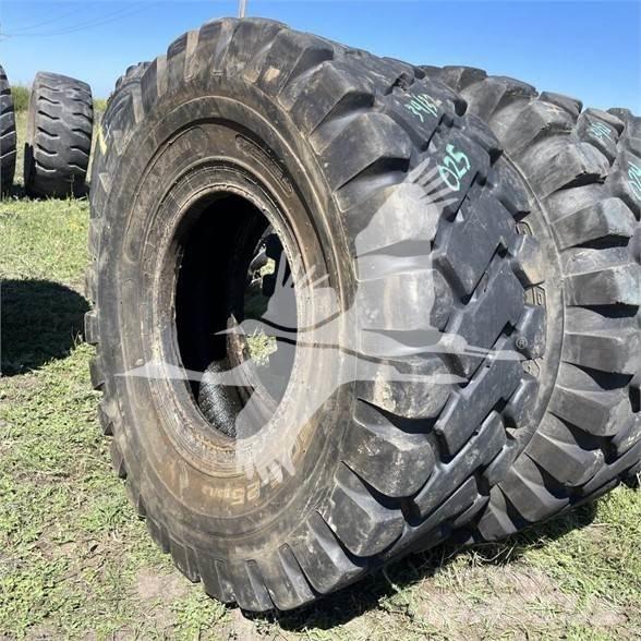 Maxim 20.5X25 Reifen