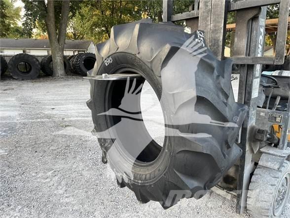 Titan 18.4X26 Reifen