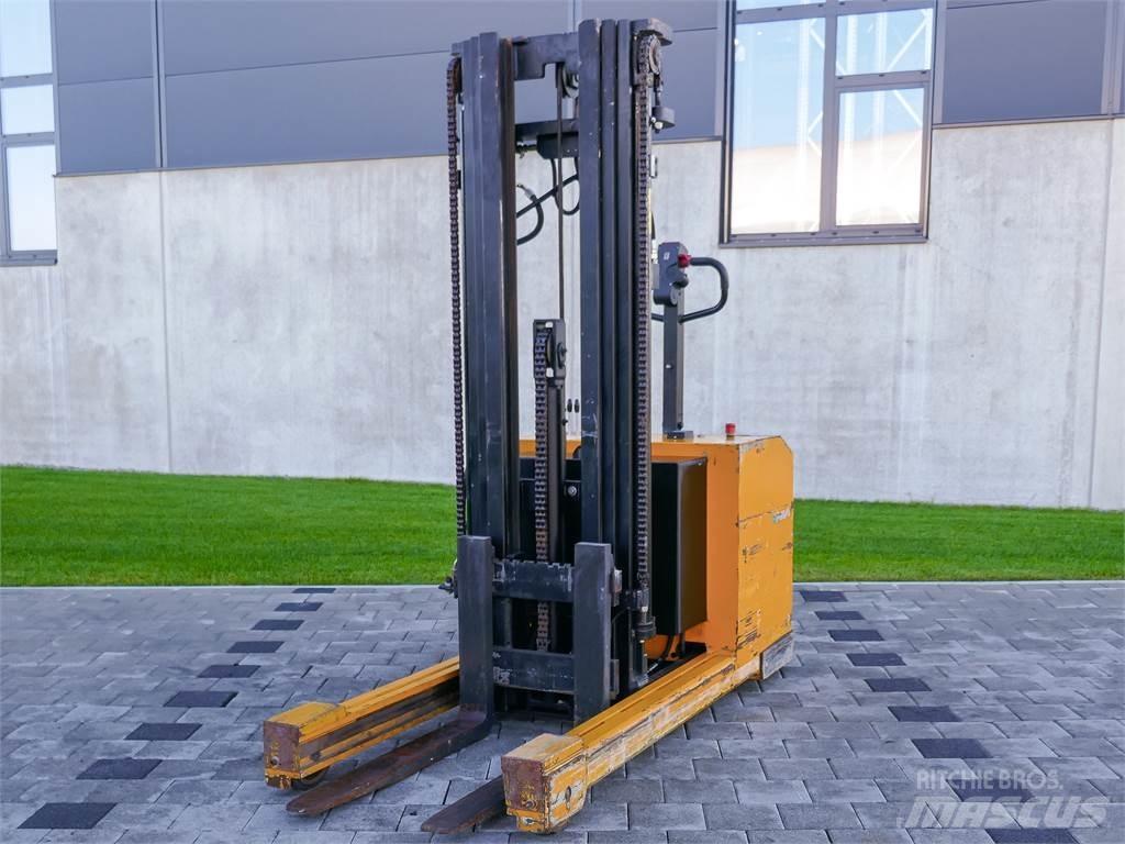 Baka EGS 1,5-44 Deichselstapler
