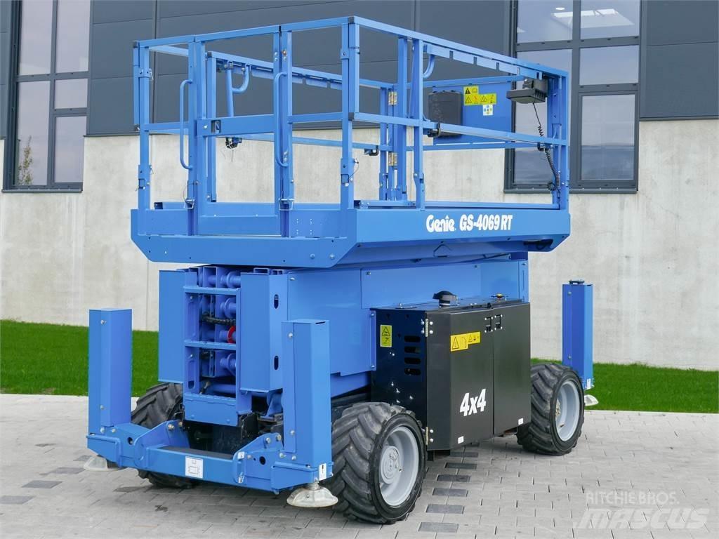 Genie GS 4069RT Scheren-Arbeitsbühnen