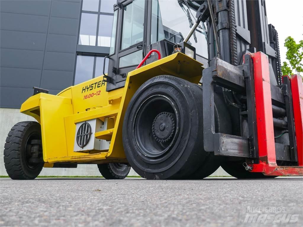 Hyster H16.00XM-12 Diesel Stapler