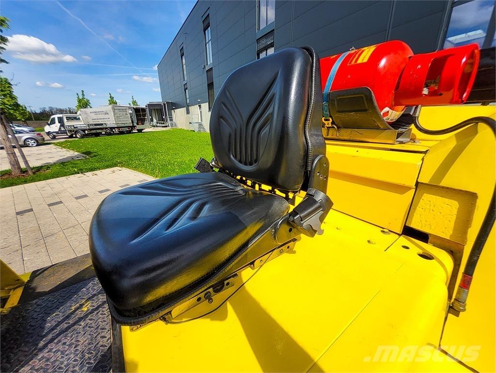 Hyster S180XL Gas Stapler