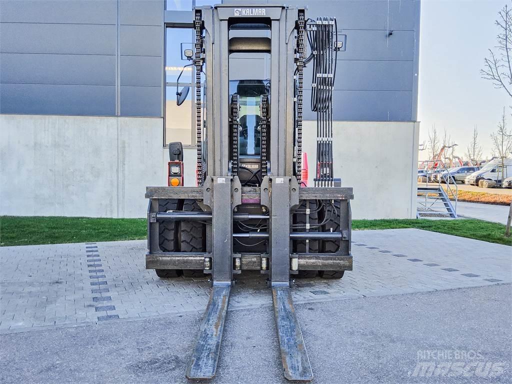 Kalmar DCG 100-12 Diesel Stapler